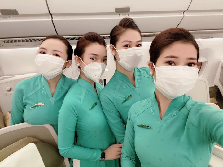 Tâm sự xúc động của người cha có con con gái là tiếp viên hàng không giữa mùa dịch - 1