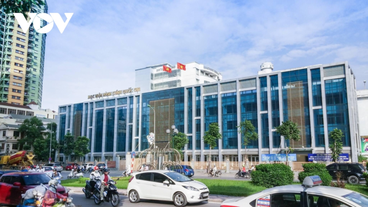 Có nguy cơ mất việc, hàng trăm giảng viên Học viện Hành chính Quốc gia 'kêu cứu' - 1