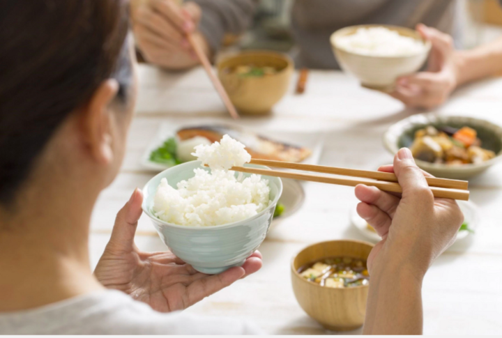 4 bí quyết ăn uống giúp cộng điểm tuổi thọ: Ai học được sẽ ít bị bệnh, sống lâu - 1