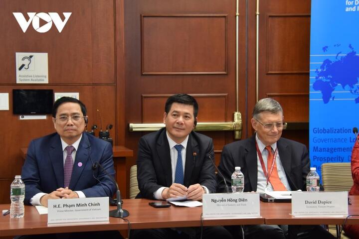 Việt Nam xây dựng nền kinh tế độc lập, tự chủ gắn với hội nhập quốc tế sâu rộng - 3