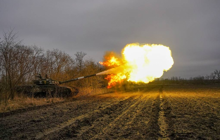 Nga siết chặt vòng vây ở Donetsk, tuyên bố gây nhiều tổn thất cho Ukraine - 1