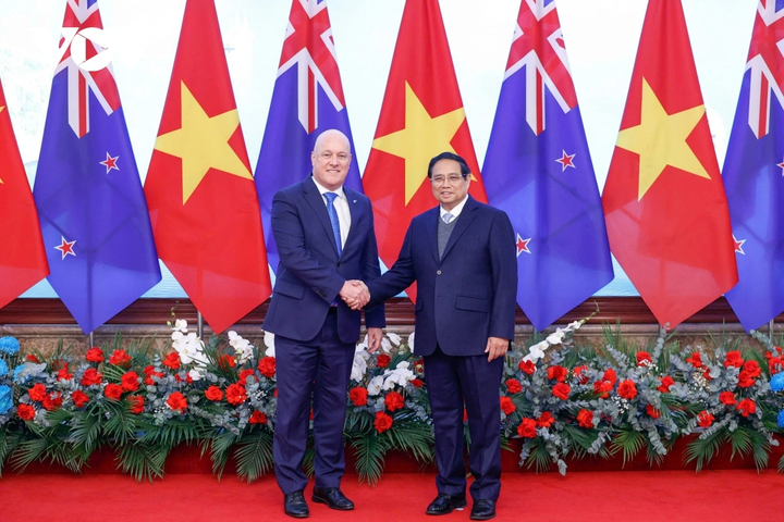 Với thành công của các cuộc tiếp xúc cấp cao, đặc biệt là chuyến thăm chính thức New Zealand của Thủ tướng Phạm Minh Chính vào tháng 3/2024, quan hệ Việt Nam - New Zealand có bước phát triển mới. Hai bên đang thúc đẩy mối quan hệ lên tầm cao mới và chuyến thăm Việt Nam của Thủ tướng New Zealand Christopher Luxon được kỳ vọng sẽ là cột mốc quan trọng trên tiến trình này.